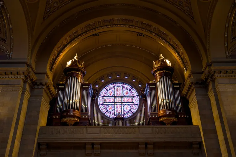 Keepers of the Loft: Britain's Church Organists on the Edge of Silence