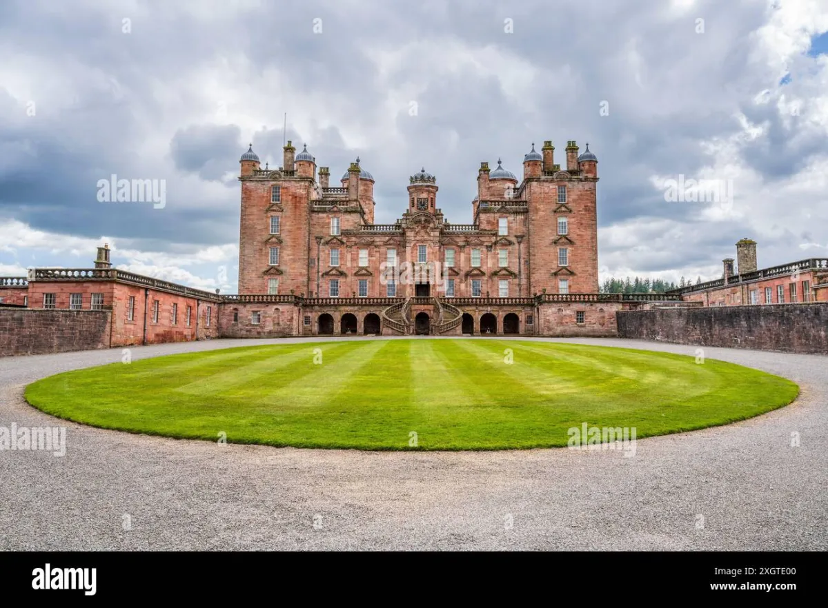 Drumlanrig Castle