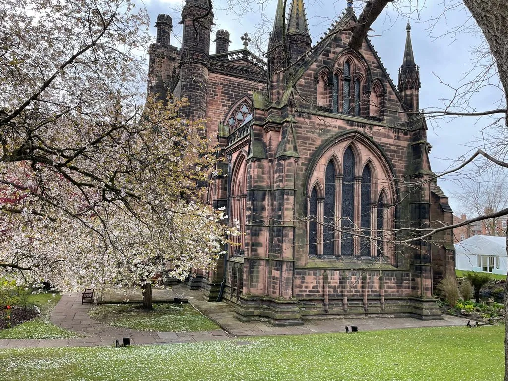 St Oswald's churchyard