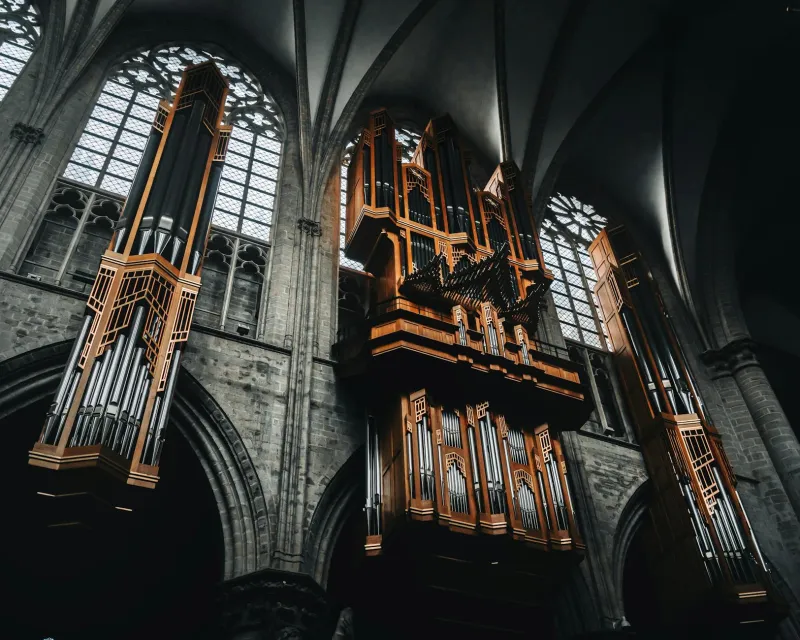 Voices of Stone and Steel: The Mighty Organs That Define Britain's Musical Soul
